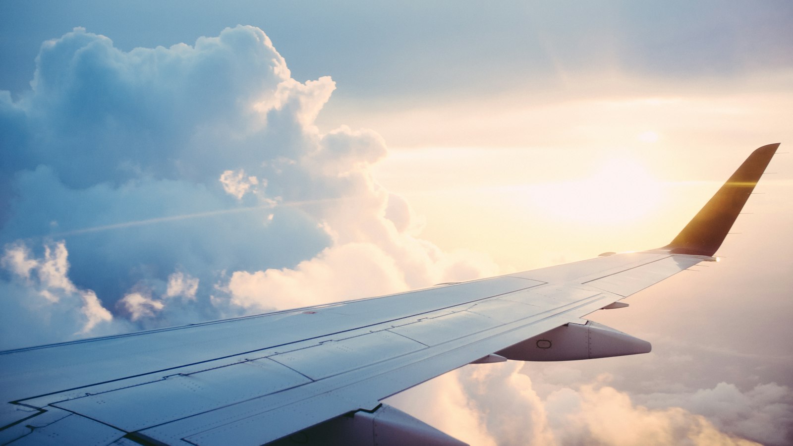 Welcome Pickups: Prepaying the Name Board, Not the Airport Taxi Meter